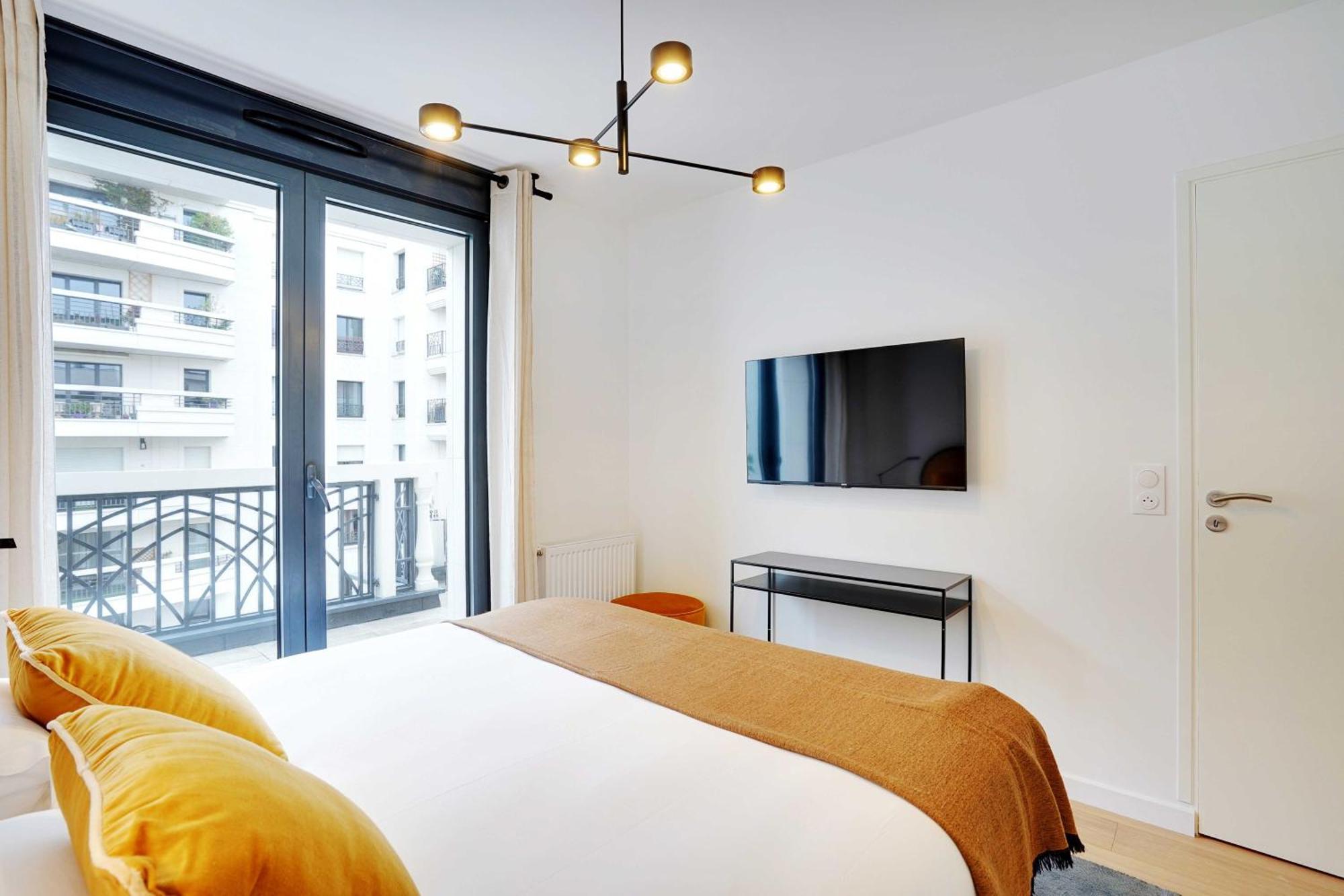 Raffinement Et Confort Dans Cette Residence A Levallois-Perret Exterior foto
