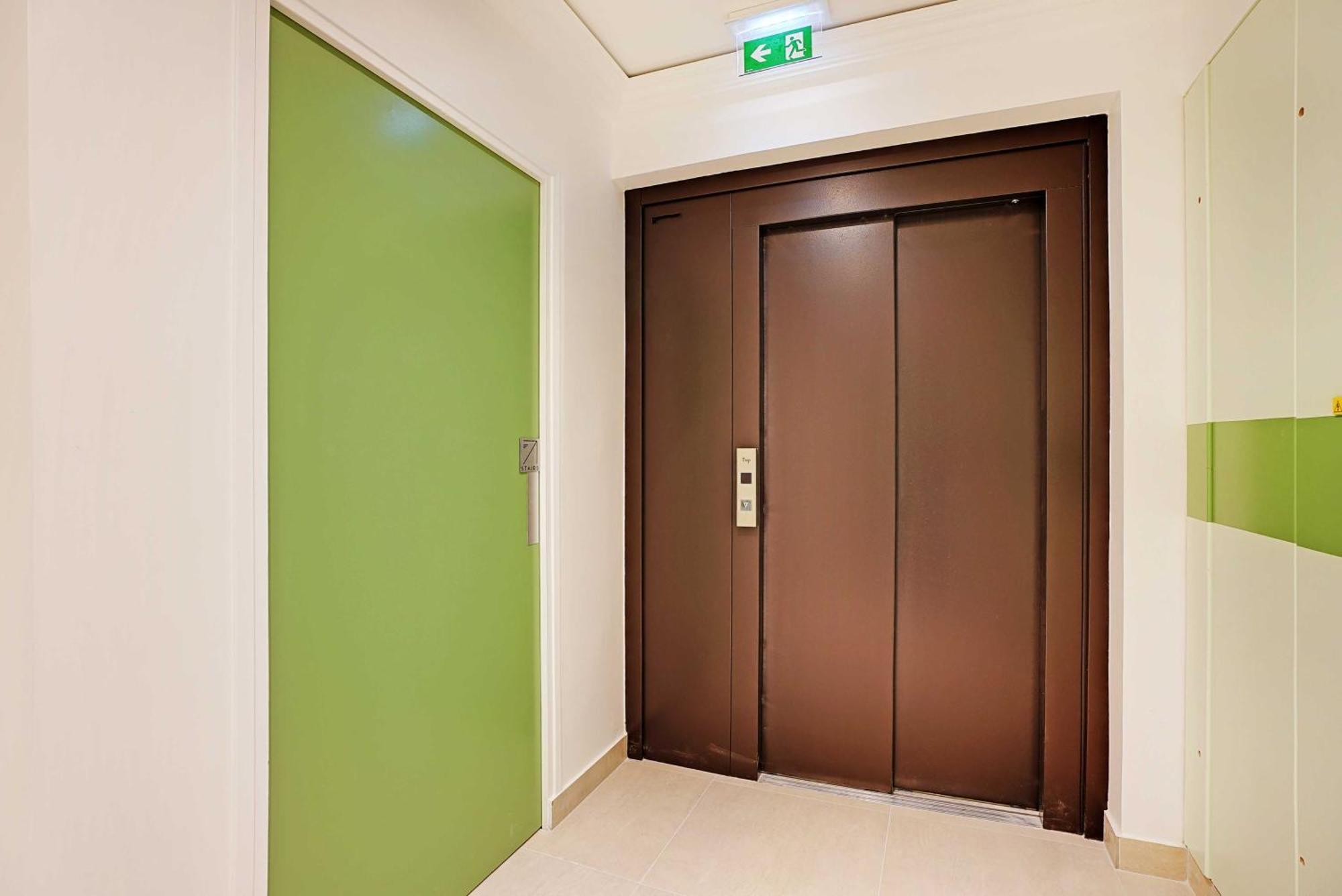 Raffinement Et Confort Dans Cette Residence A Levallois-Perret Exterior foto