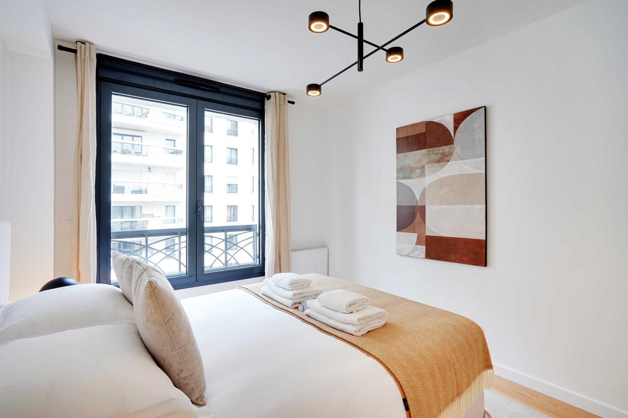 Raffinement Et Confort Dans Cette Residence A Levallois-Perret Exterior foto